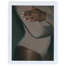 Load image into Gallery viewer, ESSENTIAL CREW NECK LONG SLEEVE BODYSUIT | SANDSTONE